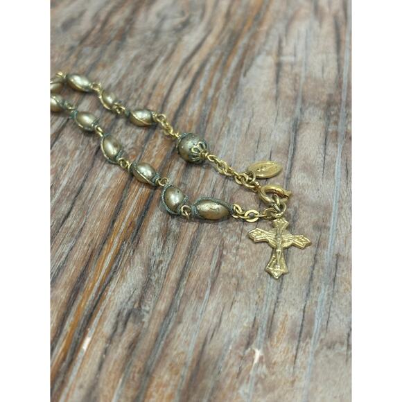Vintage Rosary Bracelet Gold Tone Crucifix Made in Japan Catholic Religious - Picture 1 of 4